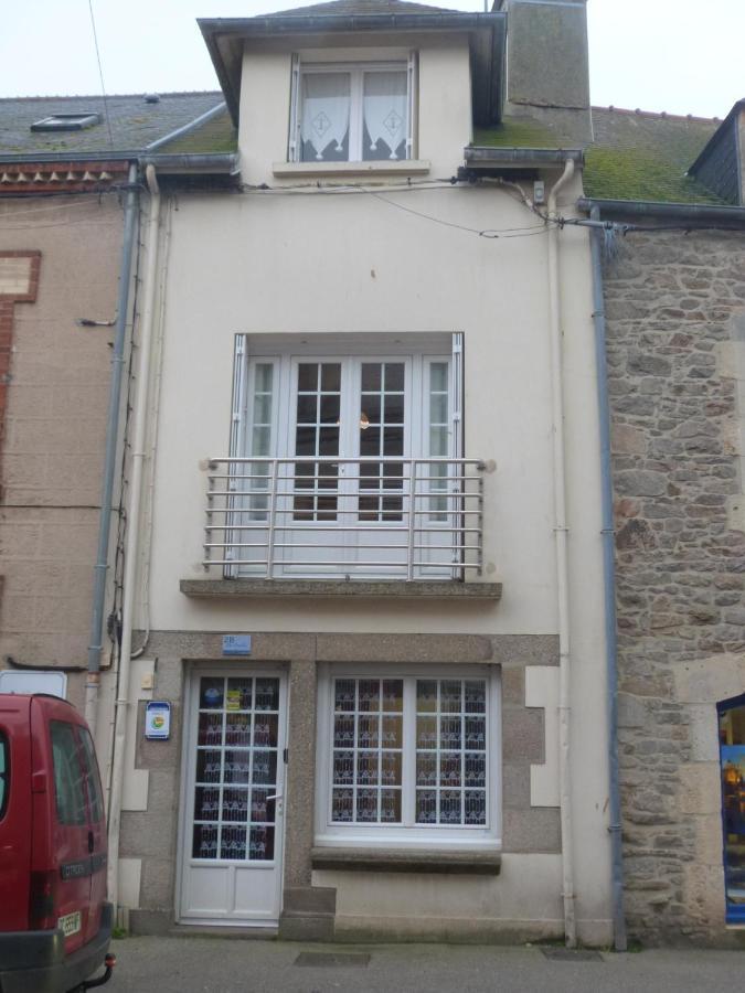 "Les Mouettes" Maison De Pecheur En Centre Ville Saint-Vaast-la-Hougue Exterior foto